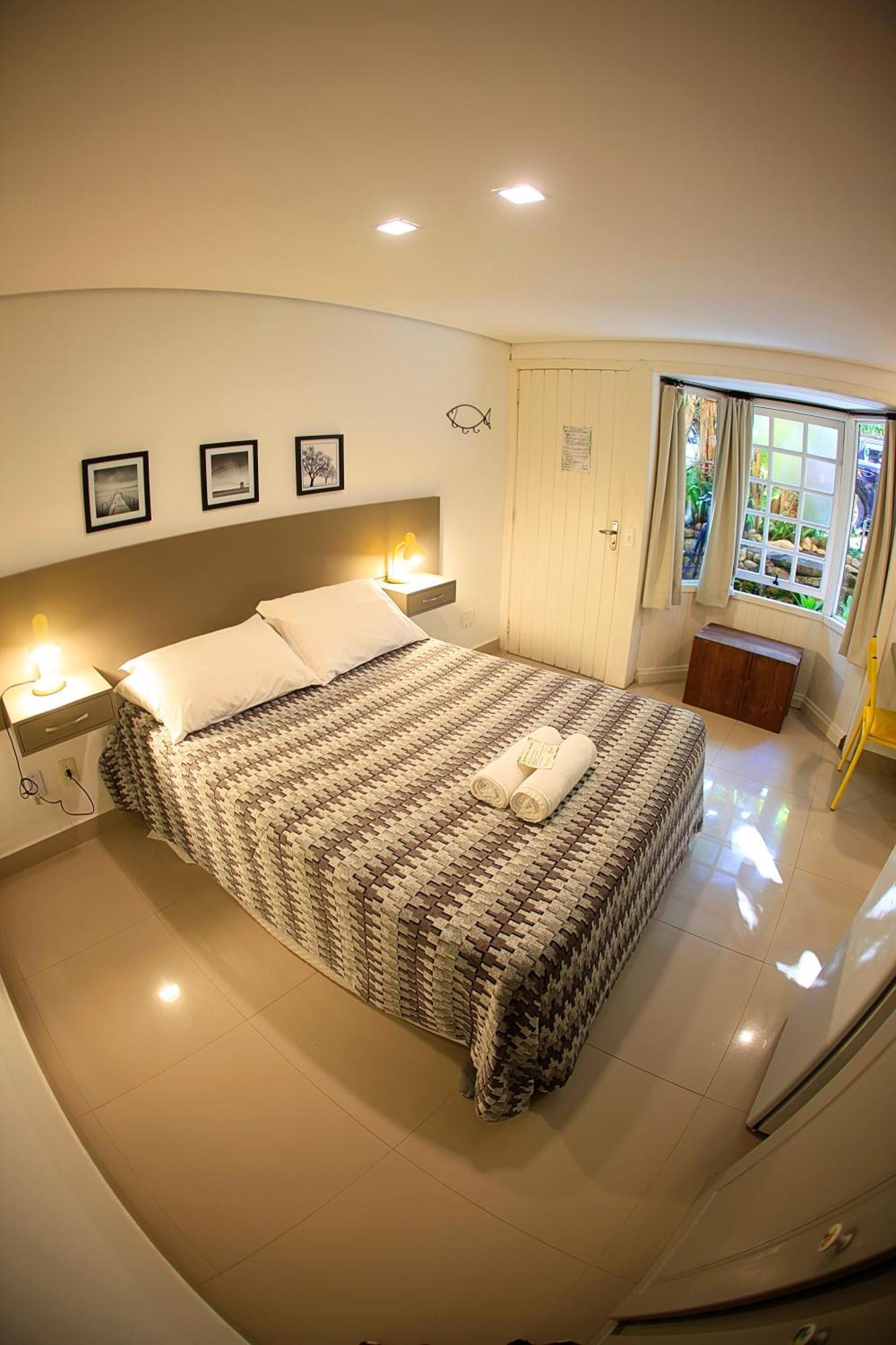 Pousada Vigia Das Marés Praia do Rosa Habitación foto